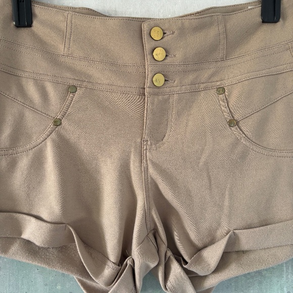 Ci Sono Shorts (NWOT) - Picture 10 of 11